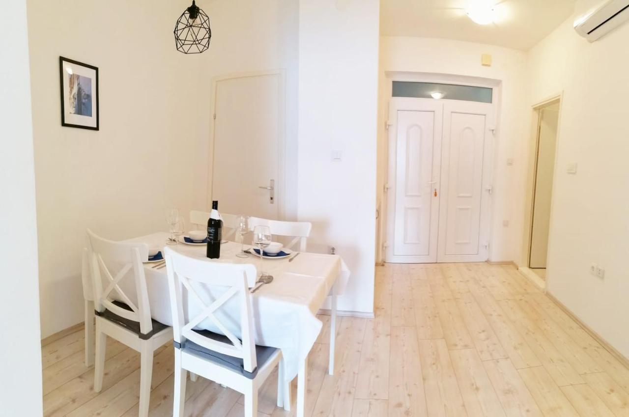 Apartments Valiza 센 외부 사진